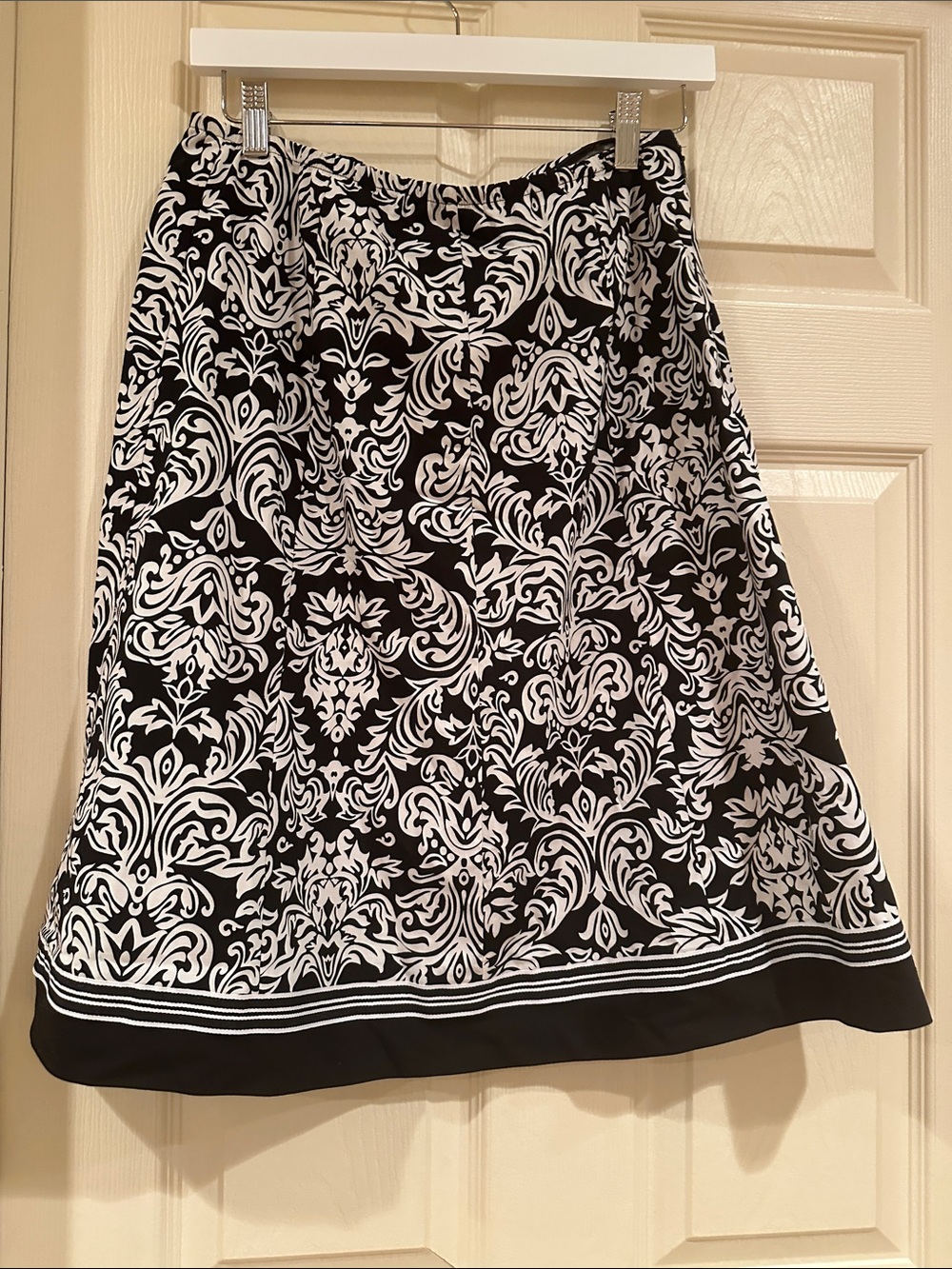 Black & White Printed A-Line Skirt